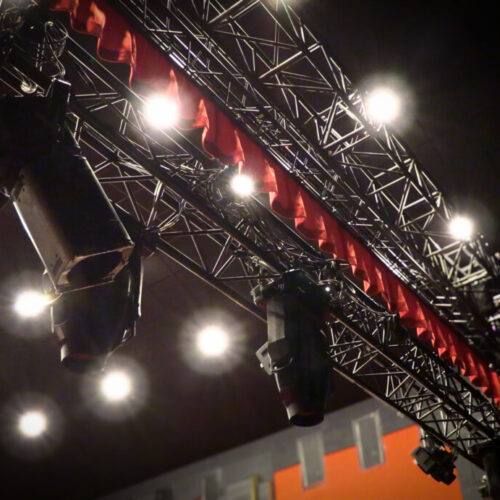 Structures pour équipement audio Structures pour équipement audio